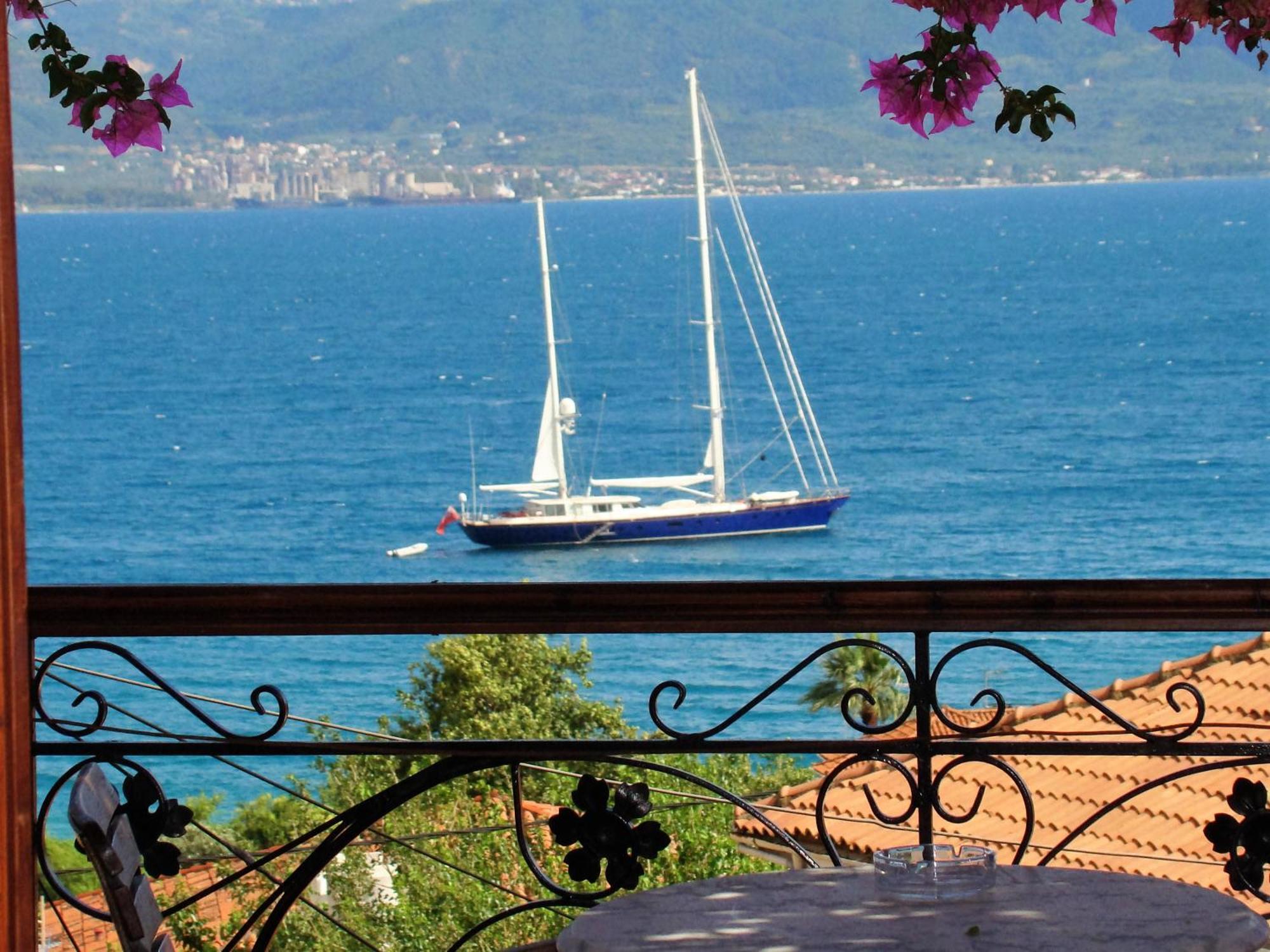 Ilion Hotel Нафпактос Экстерьер фото
